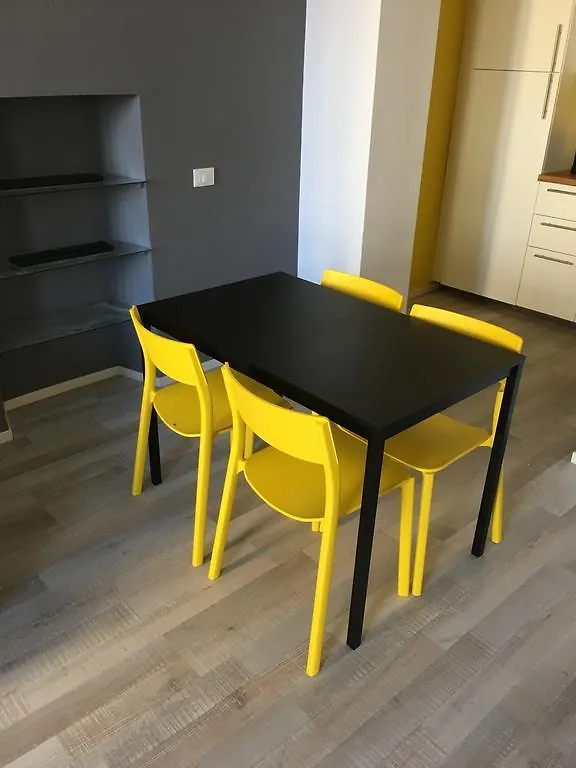 Fashion District Apartment Mailand